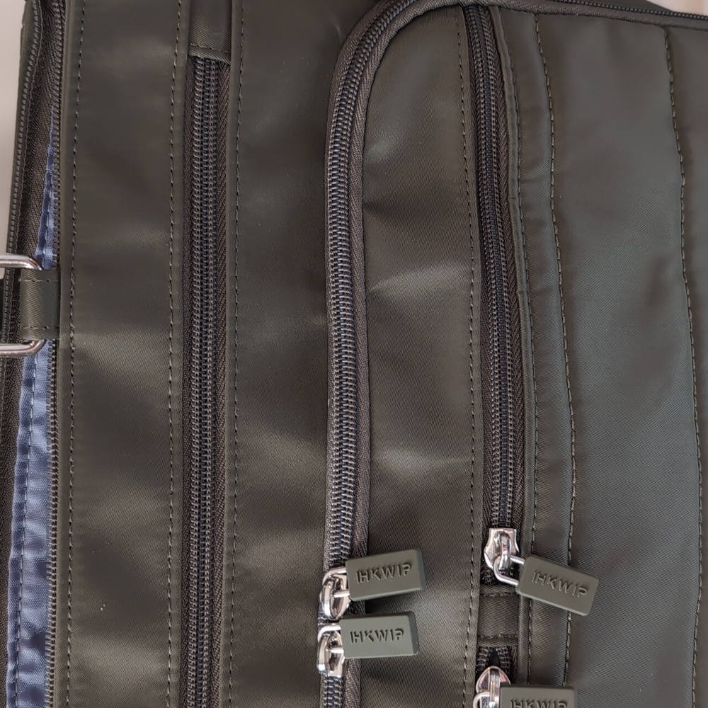 Sleek Olive Green Laptop Bag - Picture 2 of 8